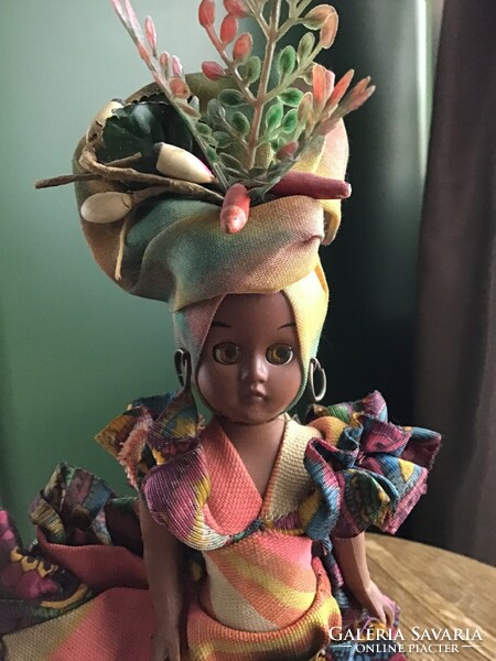 Régi baba Chiquita Doll Nassau jelzéssel