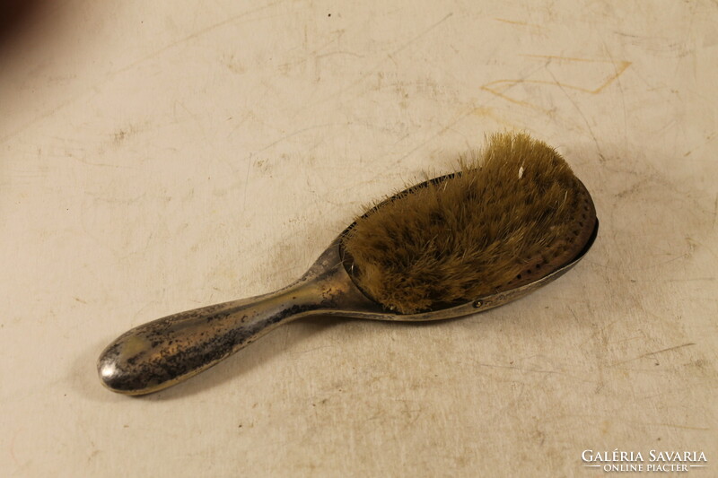 Antique silver-plated brush 402