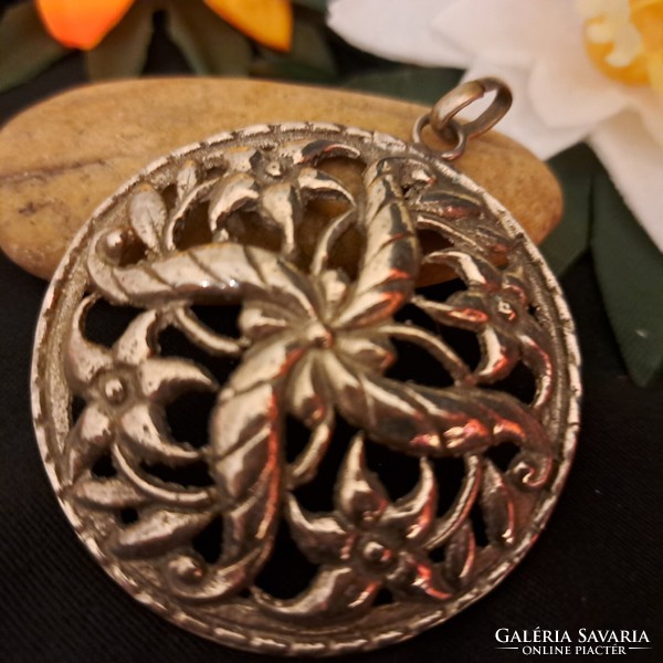 Silver-plated craftsman pendant 6 cm