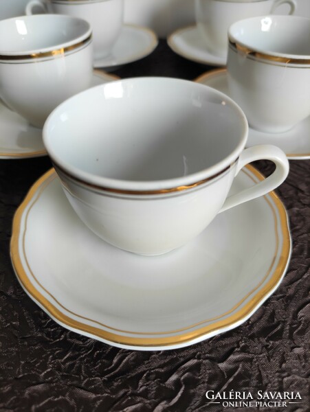 Elegánsan kommersz arany kontúros porcelán kávés készlet 5 személyes