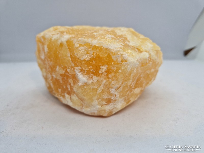 Narancs kalcit ásvány mécsestartó
