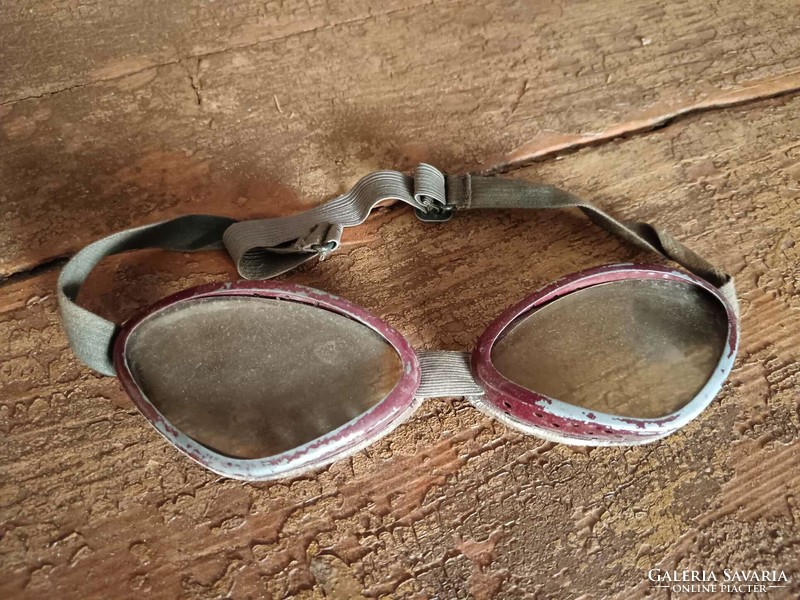 Motorcycle or car glasses, burgundy worn, material aluminum, lens plastic, but in very good condition