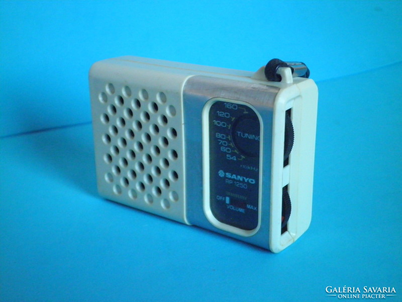 Old sanyo rp 1250 pocket radio