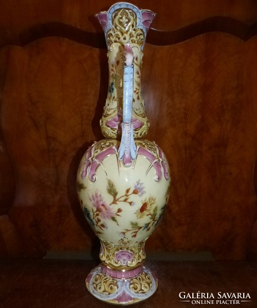 Antique zsolnay (julia) vase.