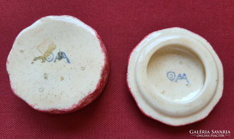 Porcelán ékszertartó doboz szelence vörösáfonya gyümölcs mintával