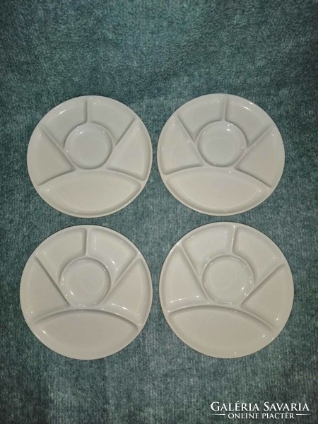 Osztott porcelán tányér készlet, 4 db egyben, átm. 22 cm (A11)