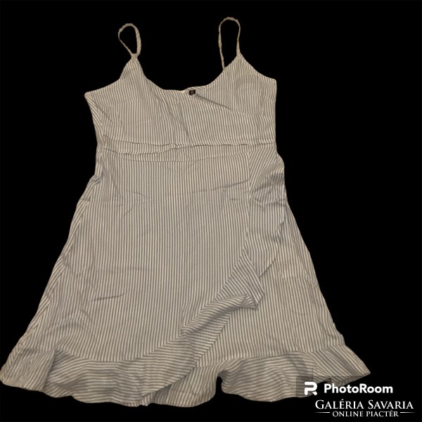 Ruffled dress size 38
