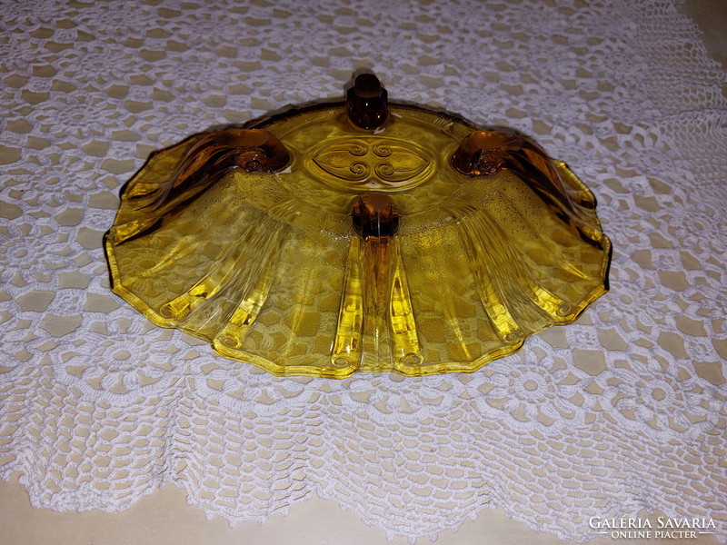 Beautiful amber-colored, special, thick glass centerpiece, offerer, fruit holder