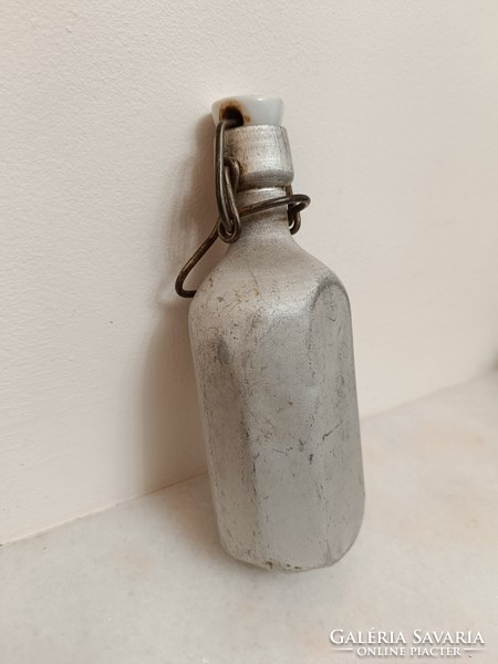 Antique military hiking aluminum water bottle aged rubber pad missing 720 8463