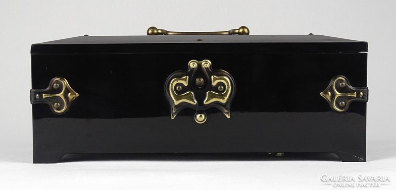 1Q810 copper-beaten jewelry music box