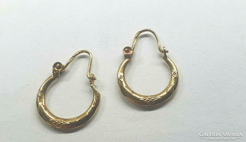 Dangling hoop earrings
