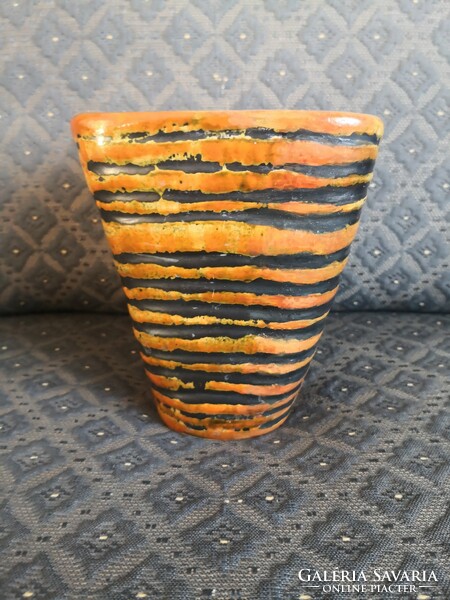 Gorka gauze black-orange glazed vase