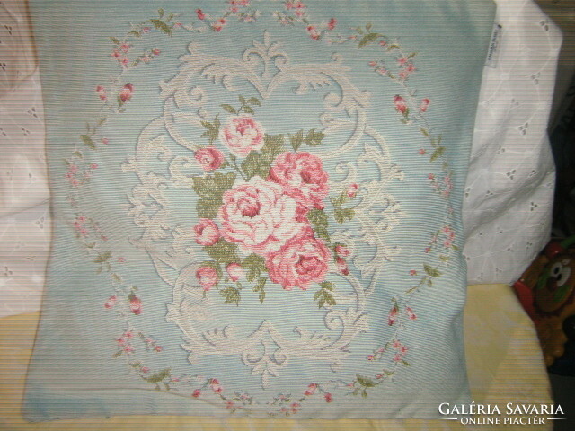 Beautiful baroque rose pattern woven tapestry cushion
