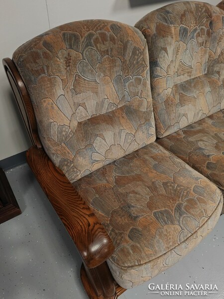A Dutch sofa set with a beautiful oak frame and immaculate upholstery