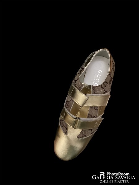 Arany Gucci cipő 42-es