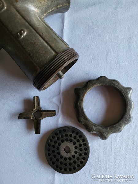 Cast iron meat grinder size 8