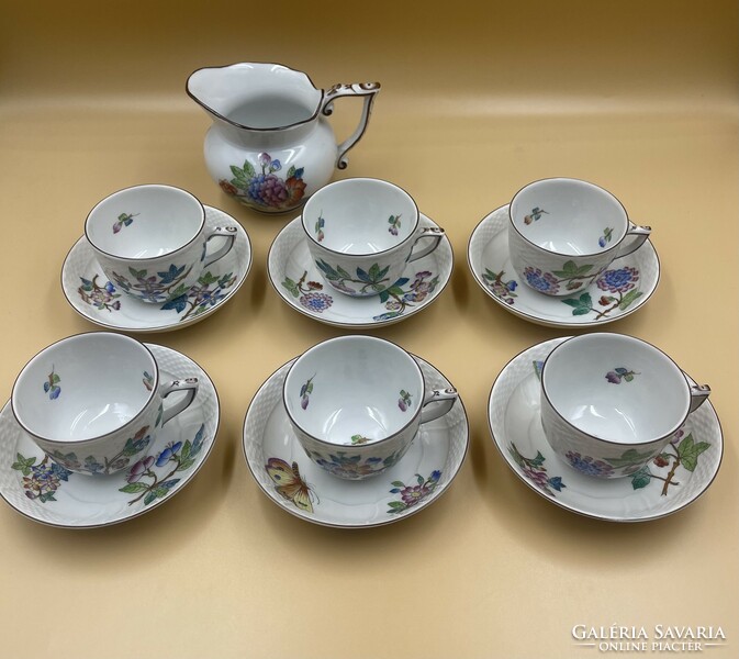 Coffee set with Victorian pattern from Old Herend