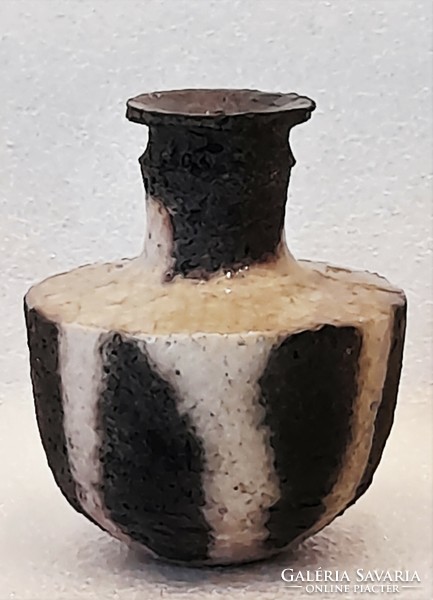 P. Benkő Ilona miniatűr raku kerámia váza