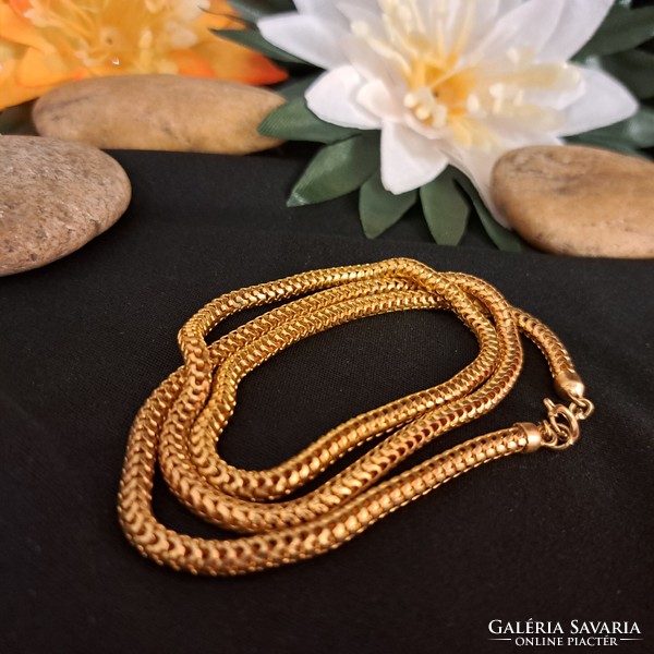 Gilded Israeli necklaces, 0.5 cm