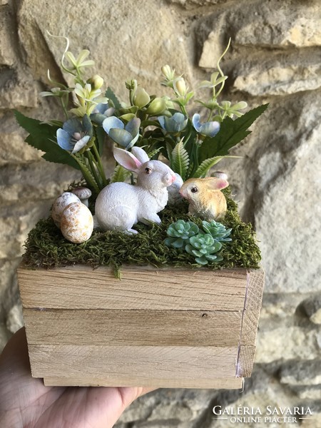 Tavaszi húsvéti dekor dekoráció asztaldísz fa ládában nyuszikkal egyedi