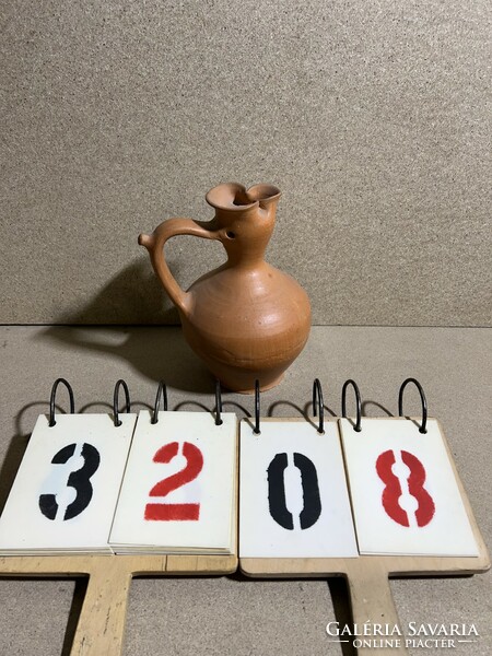 Old harvest jar, ceramic, 25 x 17 cm. 3208
