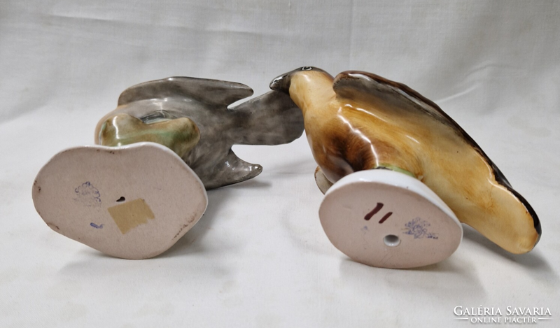 Beautifully painted ceramic birds from Bodrogkeresztúr are sold together in perfect condition
