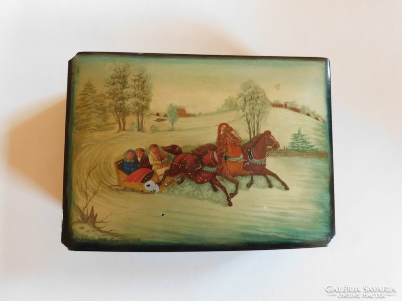 Russian vintage hand-painted winter troika scene lacquer box - corner damaged, 1956