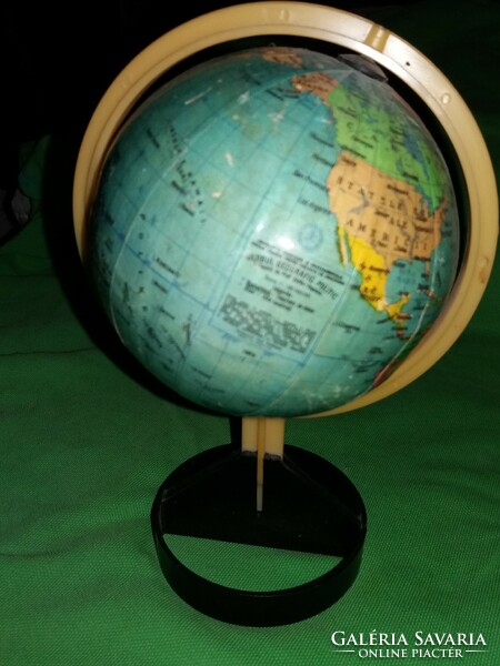 Retro table globe in good condition with a diameter of 25 cm as shown in the pictures