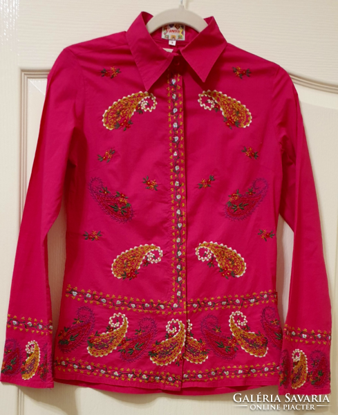 Embroidered, very special pink shirt, size s-m