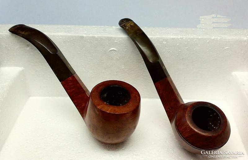A pair of styles of identical, trapezoidal, wide-mouthed polished bruyére pipe, Ireland, England