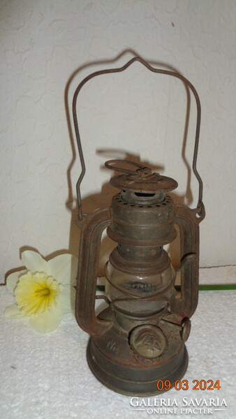 Mini kerosene lamp, good condition, 16 cm