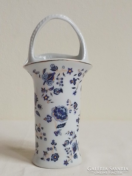 Old white-glazed porcelain basket with wicker handle, oriental blue gold flower pattern, special shape nipp