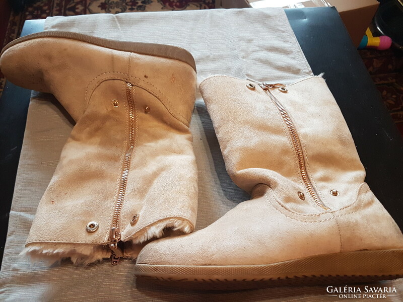 Graceland boots size 38