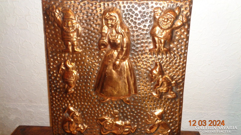 Red copper relief, wall picture, on it, Snow White and the Seven Dwarfs 26 x 26 cm