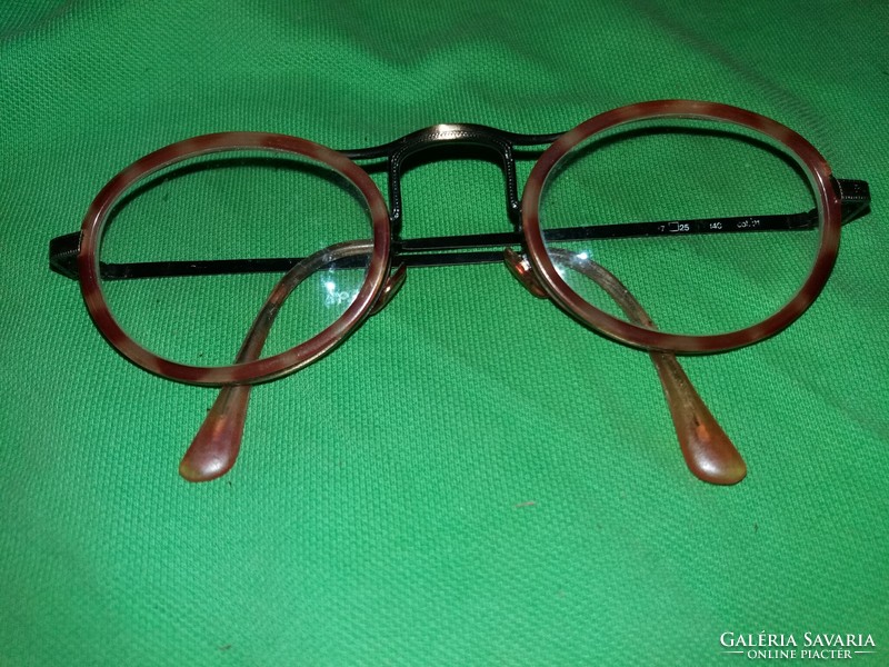 Quality unisex retro-style glasses with glass lenses approx. 1 - And according to the pictures, 2.