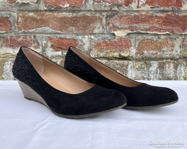 Női fekete teletalpú alkalmi cipő 38