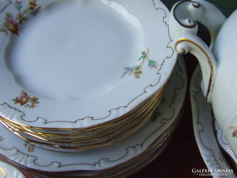 Zsolnay dinner set for 7 people