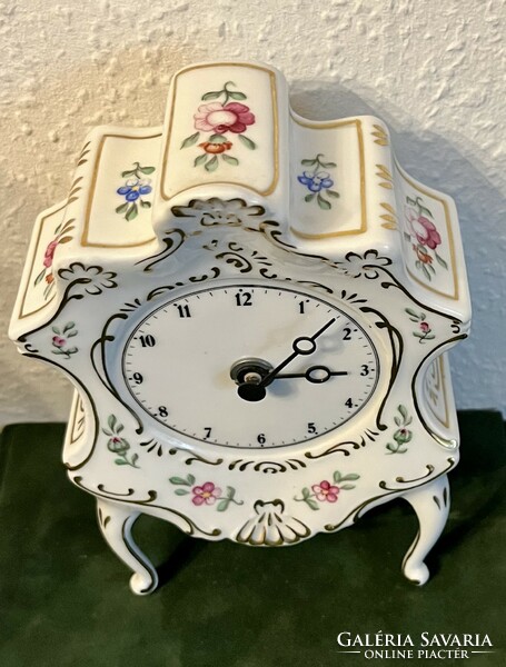 Ravenhouse clock