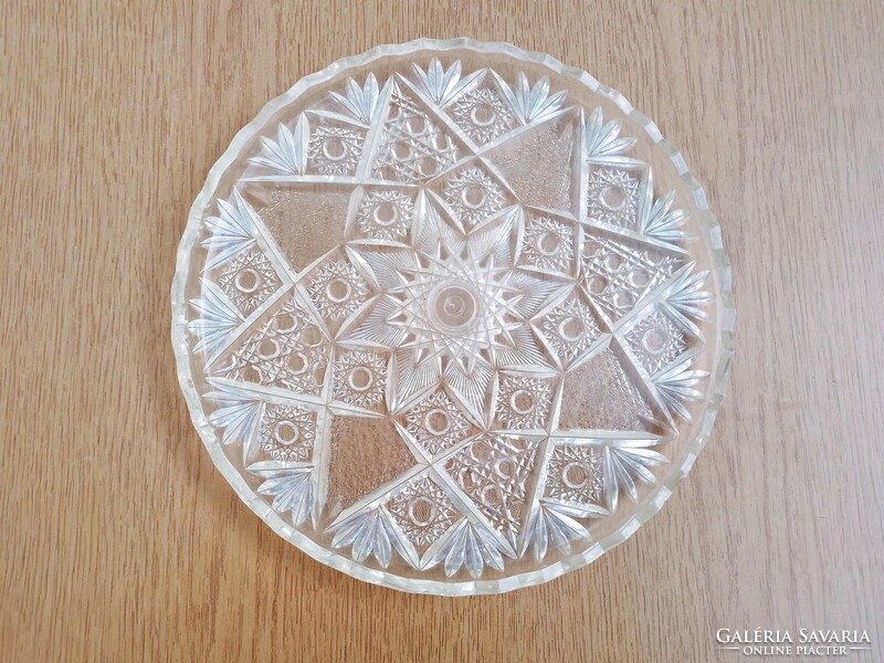 Retro műanyag sütis tálca, tálaló 3D kristályüveg megjelenésű mintázattal, 28 cm.