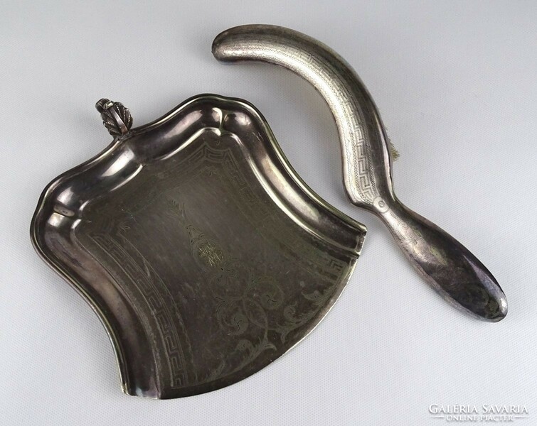 1Q838 antique wm silver-plated crumb broom + crumb shovel