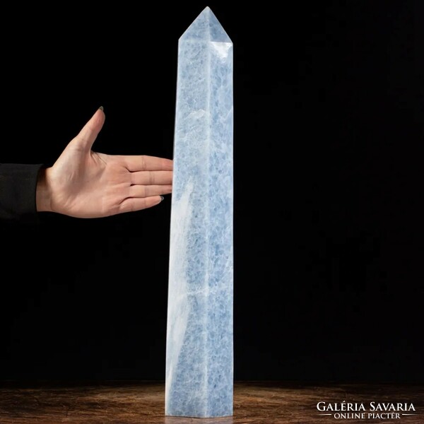 Chalcedony obelisk - 6.2kg