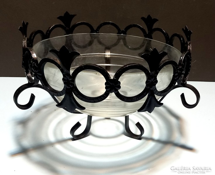 Wrought iron glass bowl table center negotiable art deco design