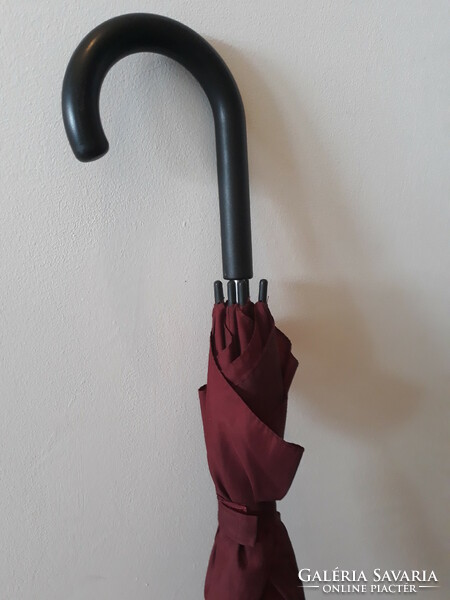 Large semi-automatic burgundy umbrella