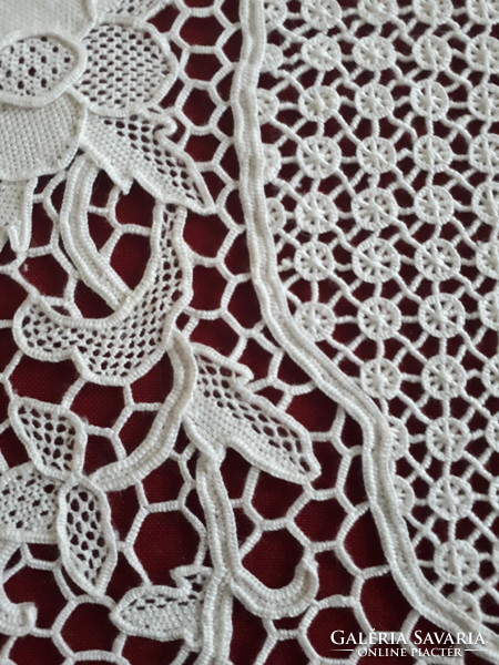 Cord lace / polka dot tablecloth