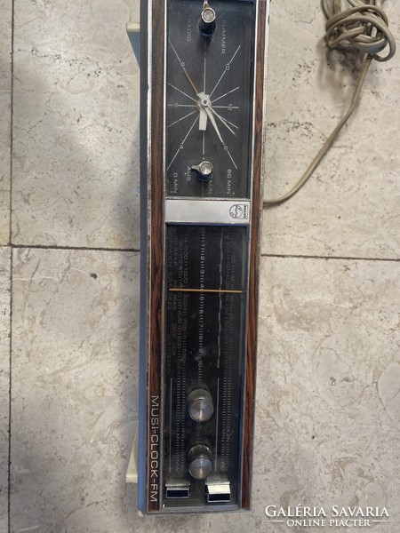Original Philips Dutch retro radio and alarm clock