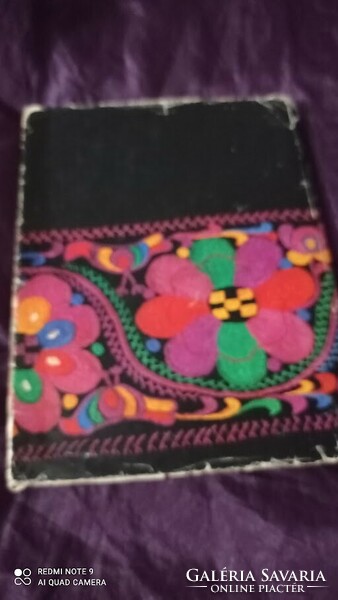 3 folk art books together with embroideries, folk handicrafts used book