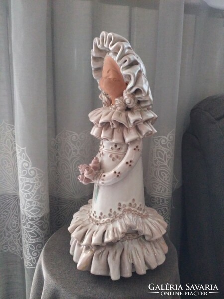 New Pál György ceramic bride statue