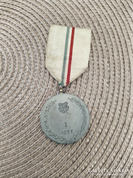 Sports medal 1957 - Kossuth coat of arms!!! With Szentesy sign.