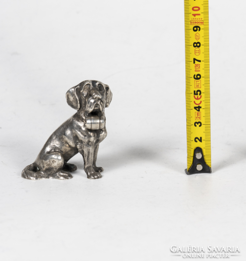 Ezüst miniatűr bernáthegyi kutya figura