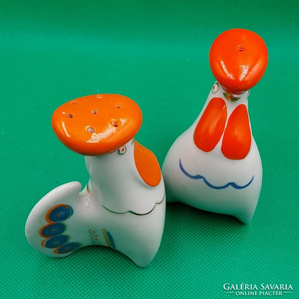 Retro Polonne porcelain rooster and hen salt and pepper sprinkler figurines